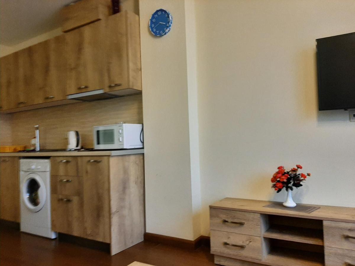 Pride Properties Welcomes You At 17 Buzant St 11-166 Yerevan Armenia Exterior foto